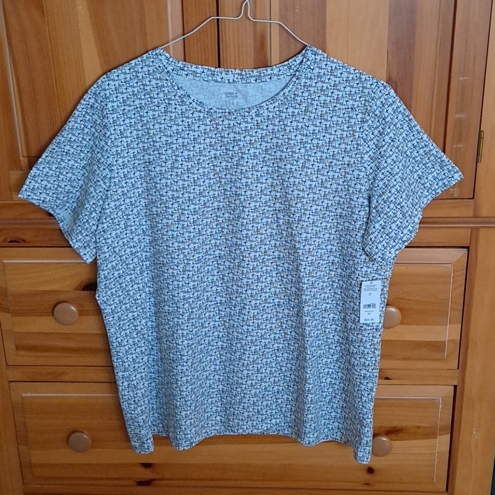 L&T t-shirt sz 2X